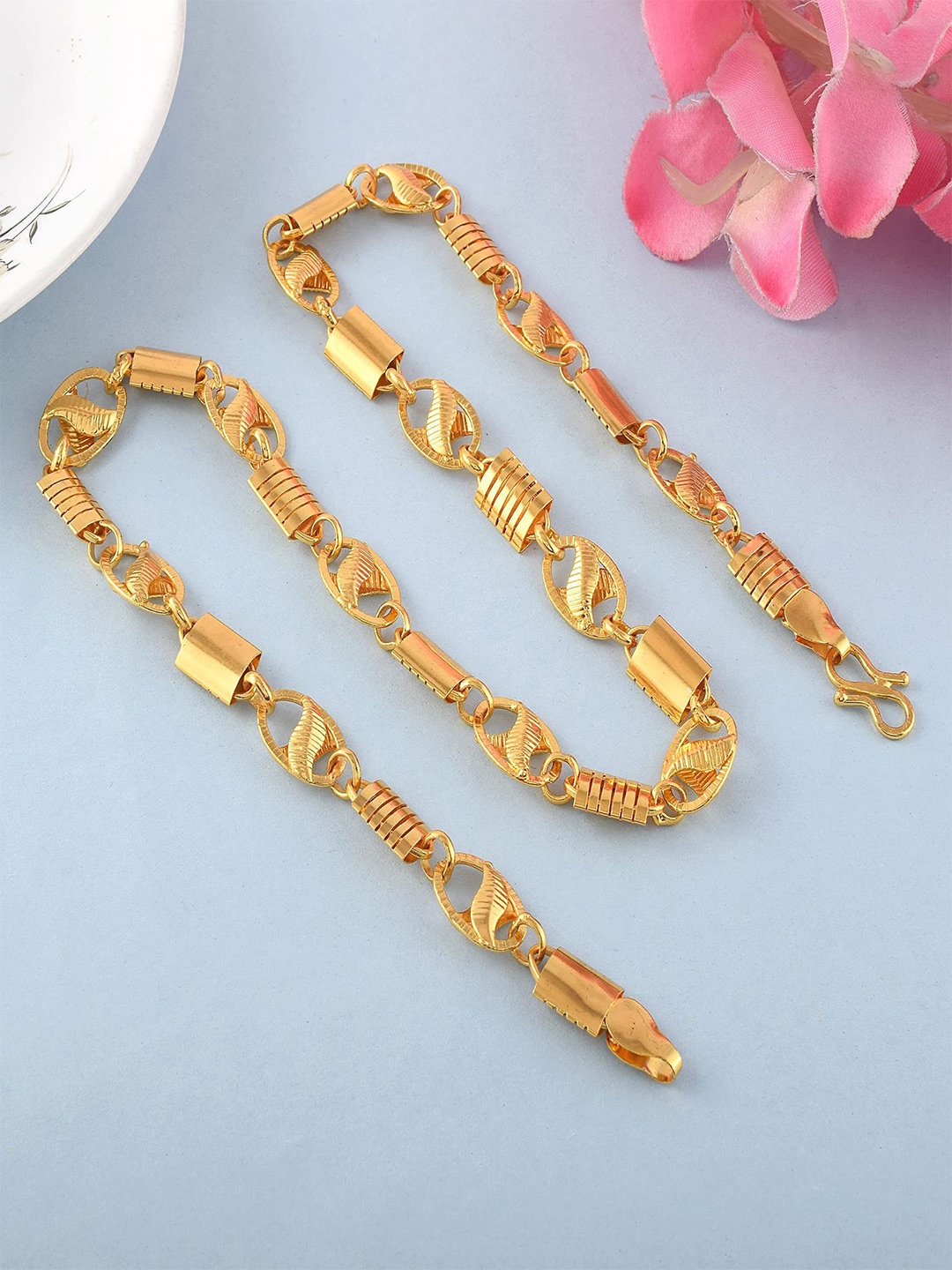 

MEMOIR Unisex Gold-Plated Chain