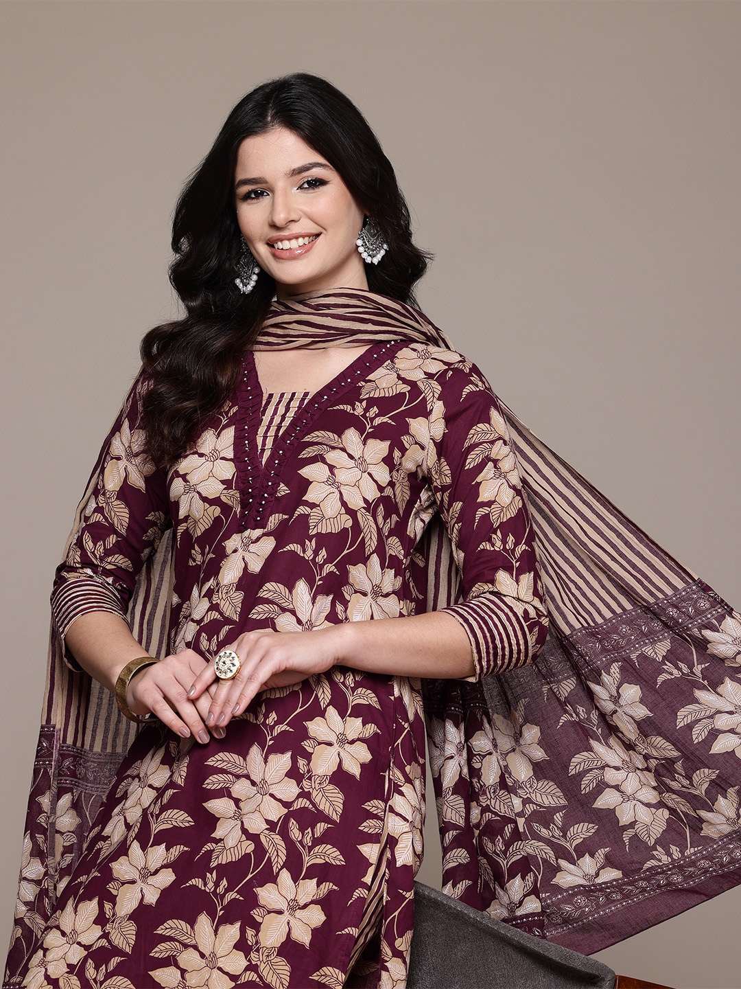 

Readiprint Floral Printed Beads & Stones Pure Cotton Kurta Set, Burgundy