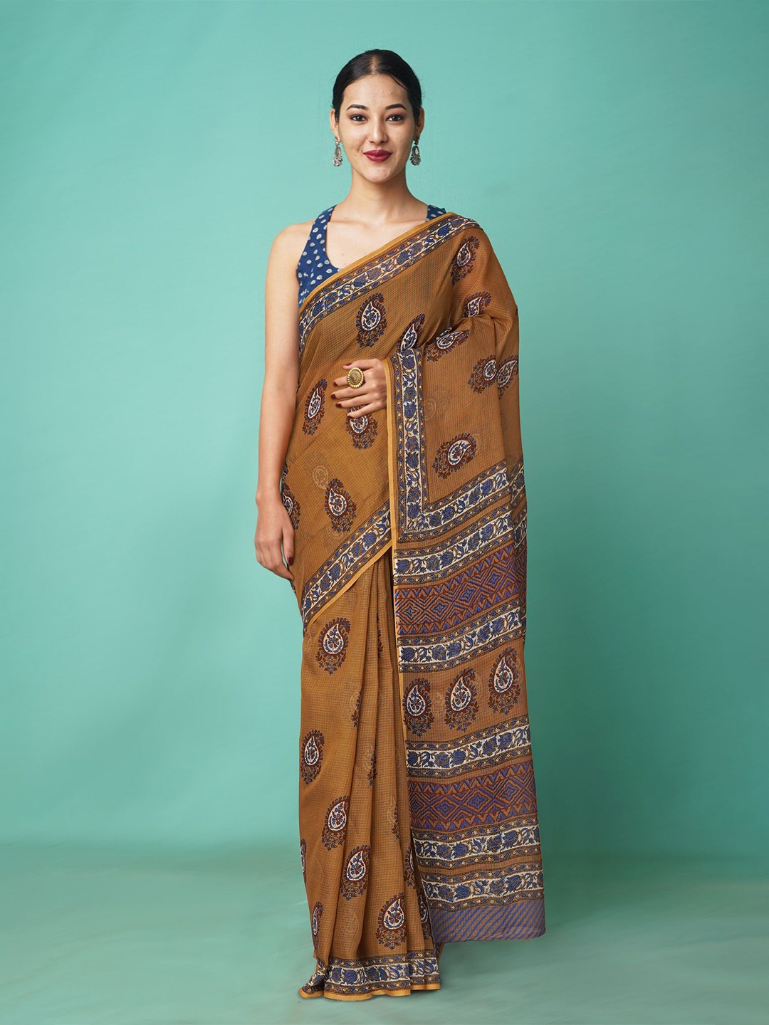 

Unnati Silks Floral Net Handloom Kota Saree, Brown