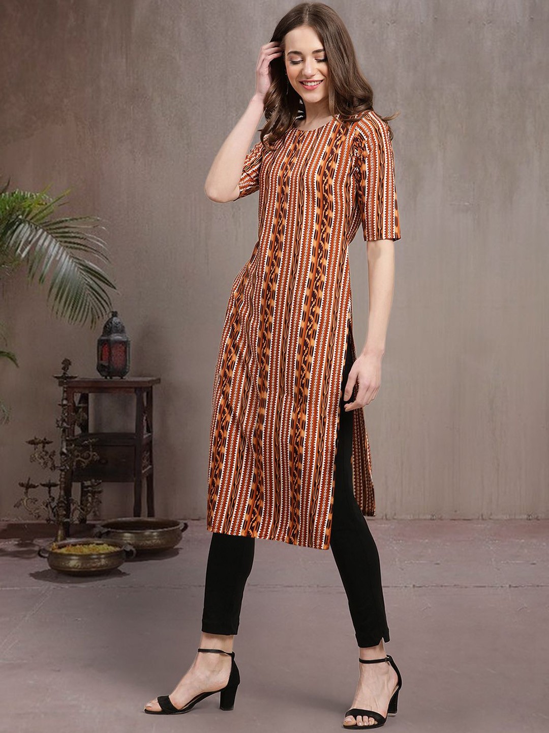 

7Threads Ethnic Motifs Printed Straight Kurta, Brown