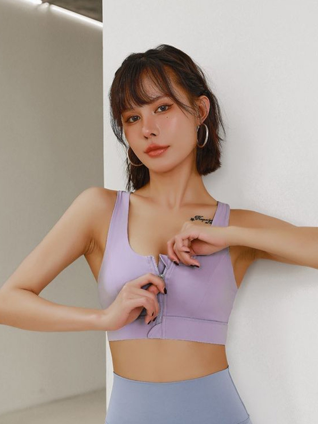 

LULU & SKY Women Styled Back Scoop Neck Front Zip-up Sports Bra, Purple