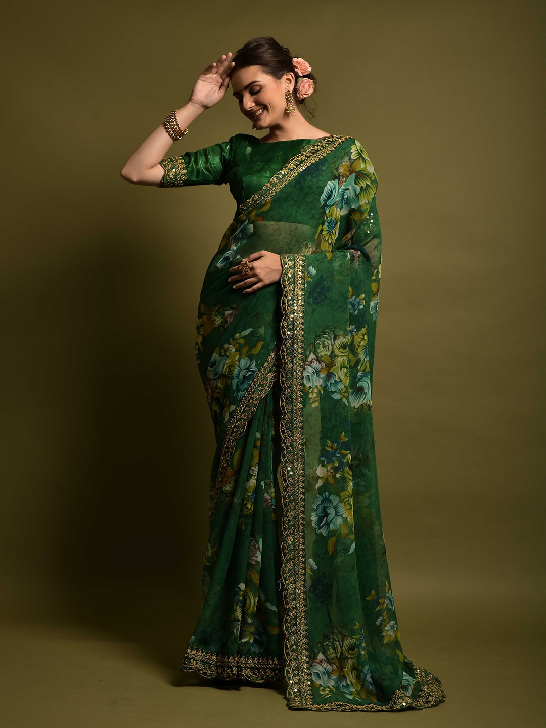 

KSM PRINTS Floral Printed Embroidered Saree, Green