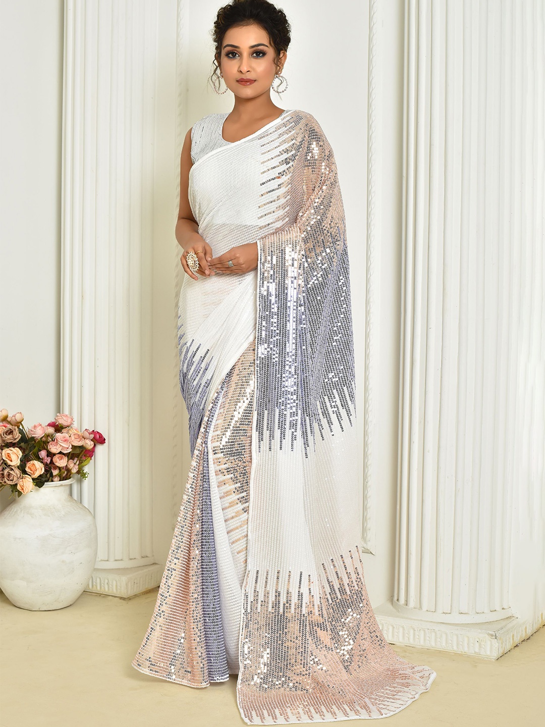 

KSM PRINTS Embellished Sequinned Saree, White