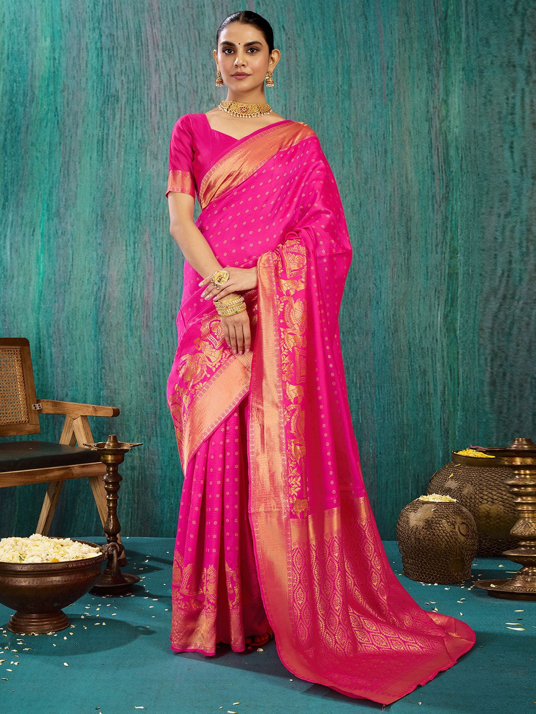 

KALINI Woven Design Zari Banarasi Saree, Pink