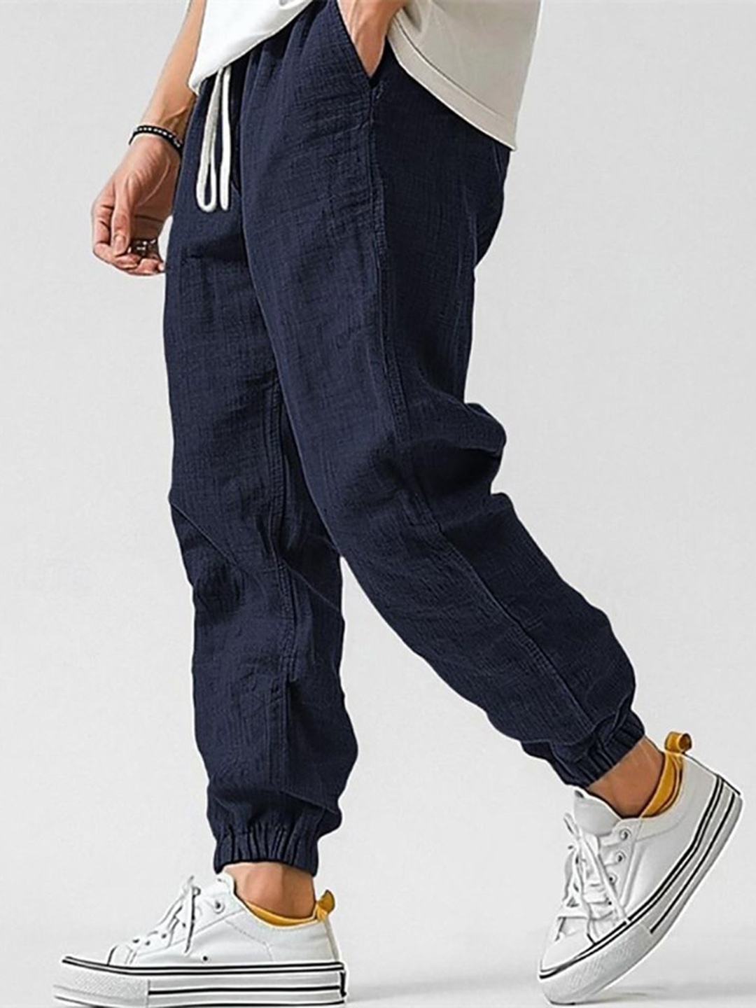 

StyleCast x Revolte Men Mid-Rise Trousers, Navy blue