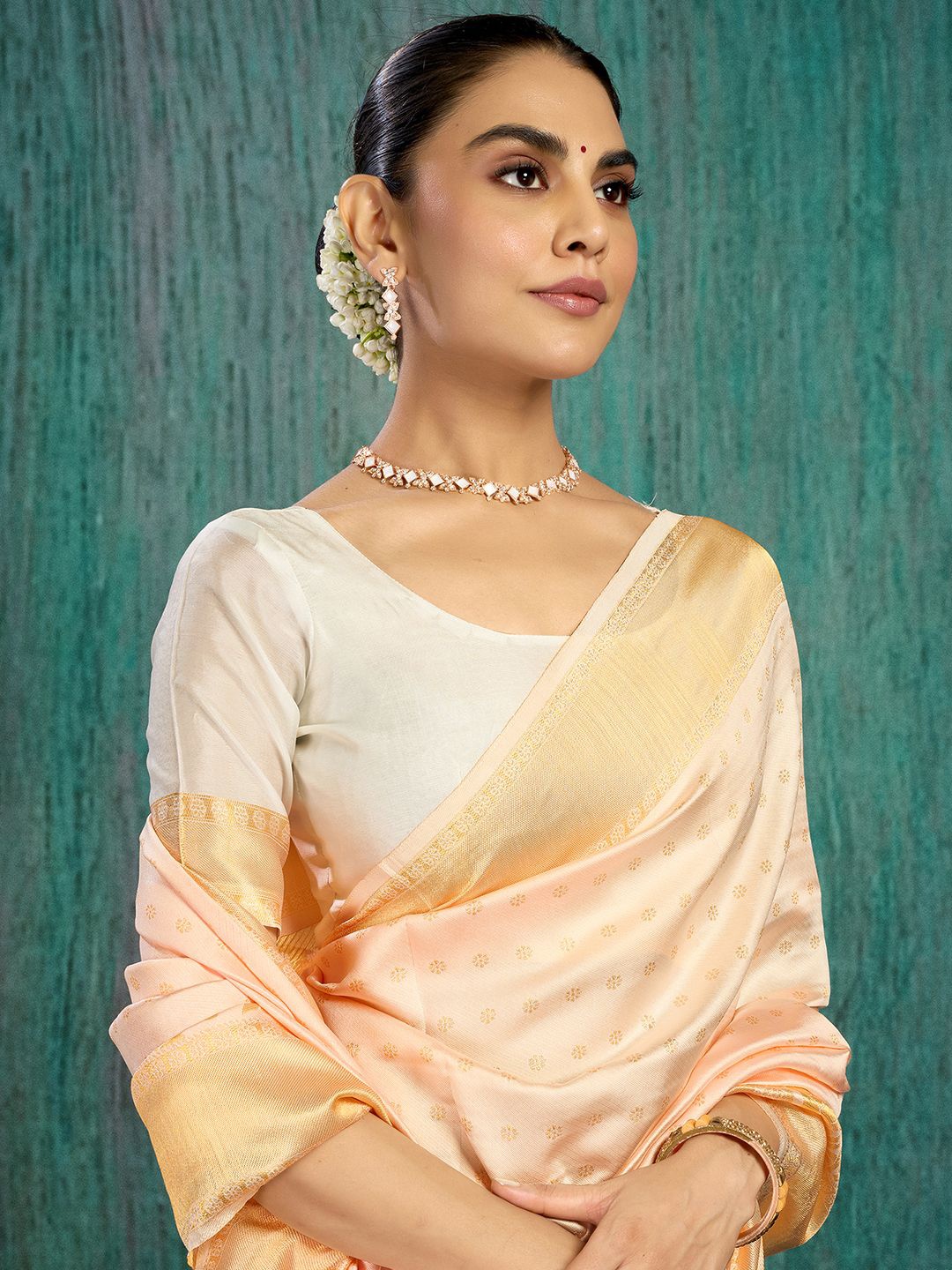 

KALINI Women Woven Design Zari Banarasi Saree, Cream