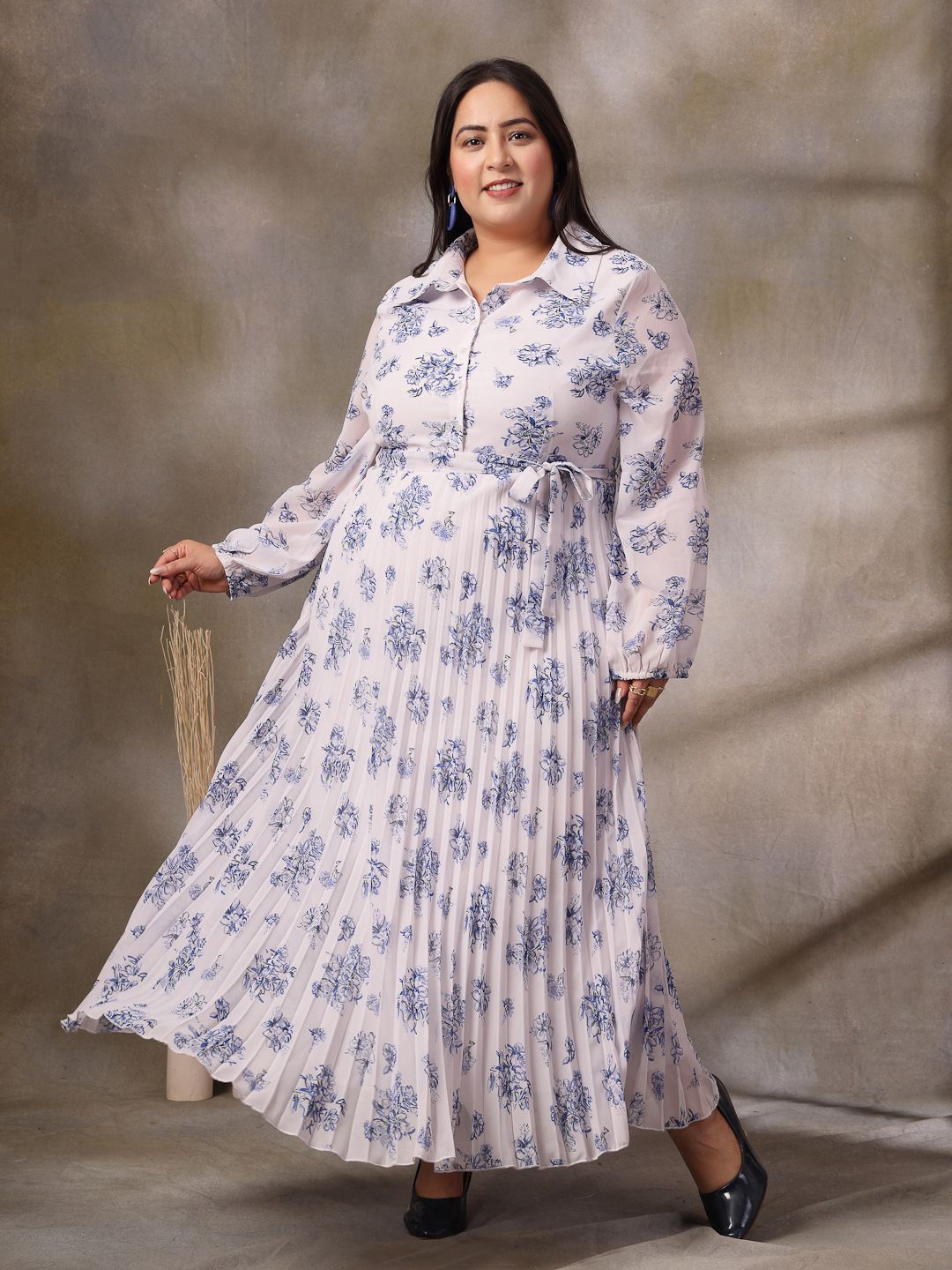 

CURVE BY KASSUALLY Women Plus Size Floral Printed Fit & Flare Maxi Dress, White