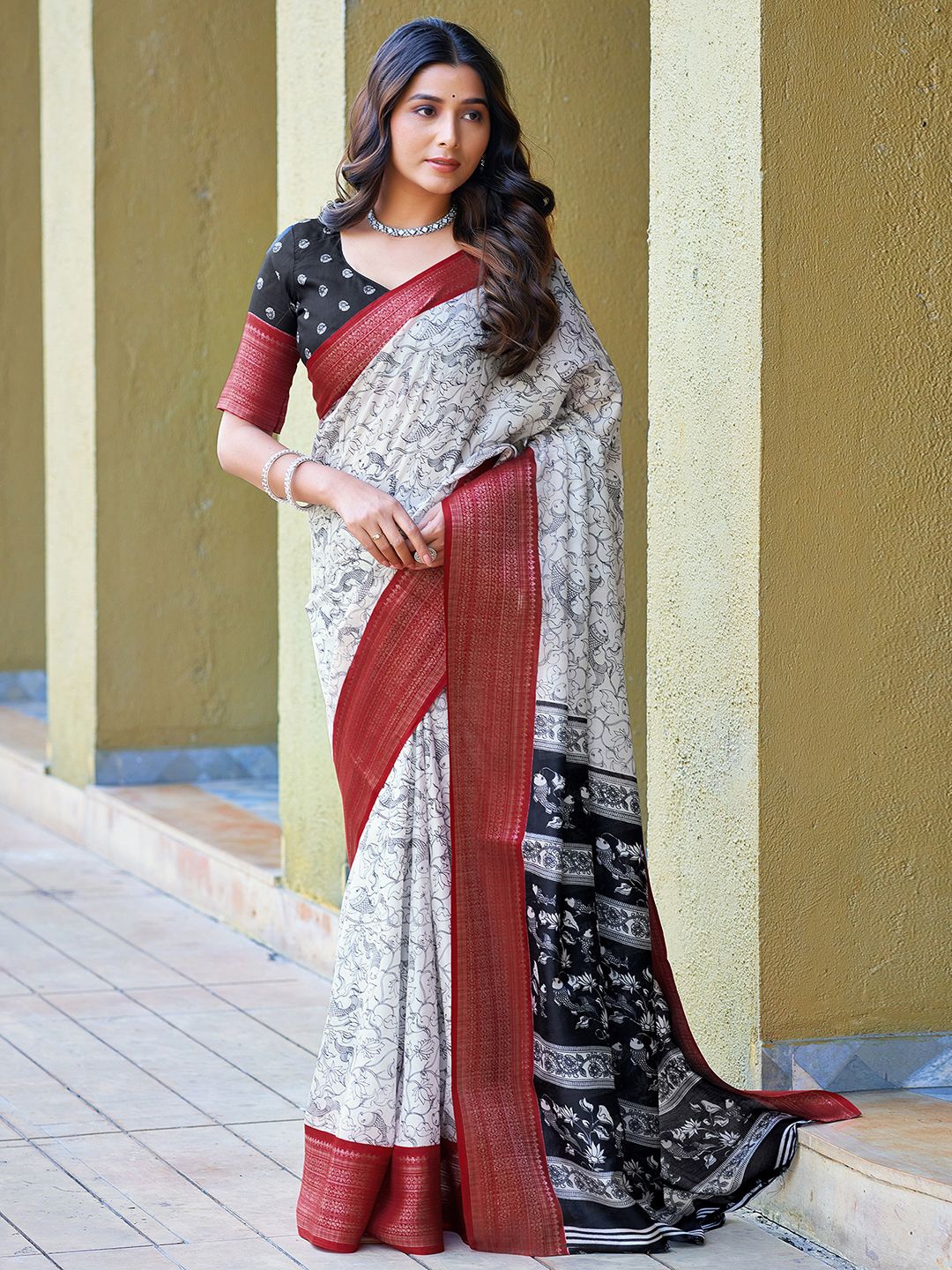 

KALINI Floral Printed Zari Saree, White