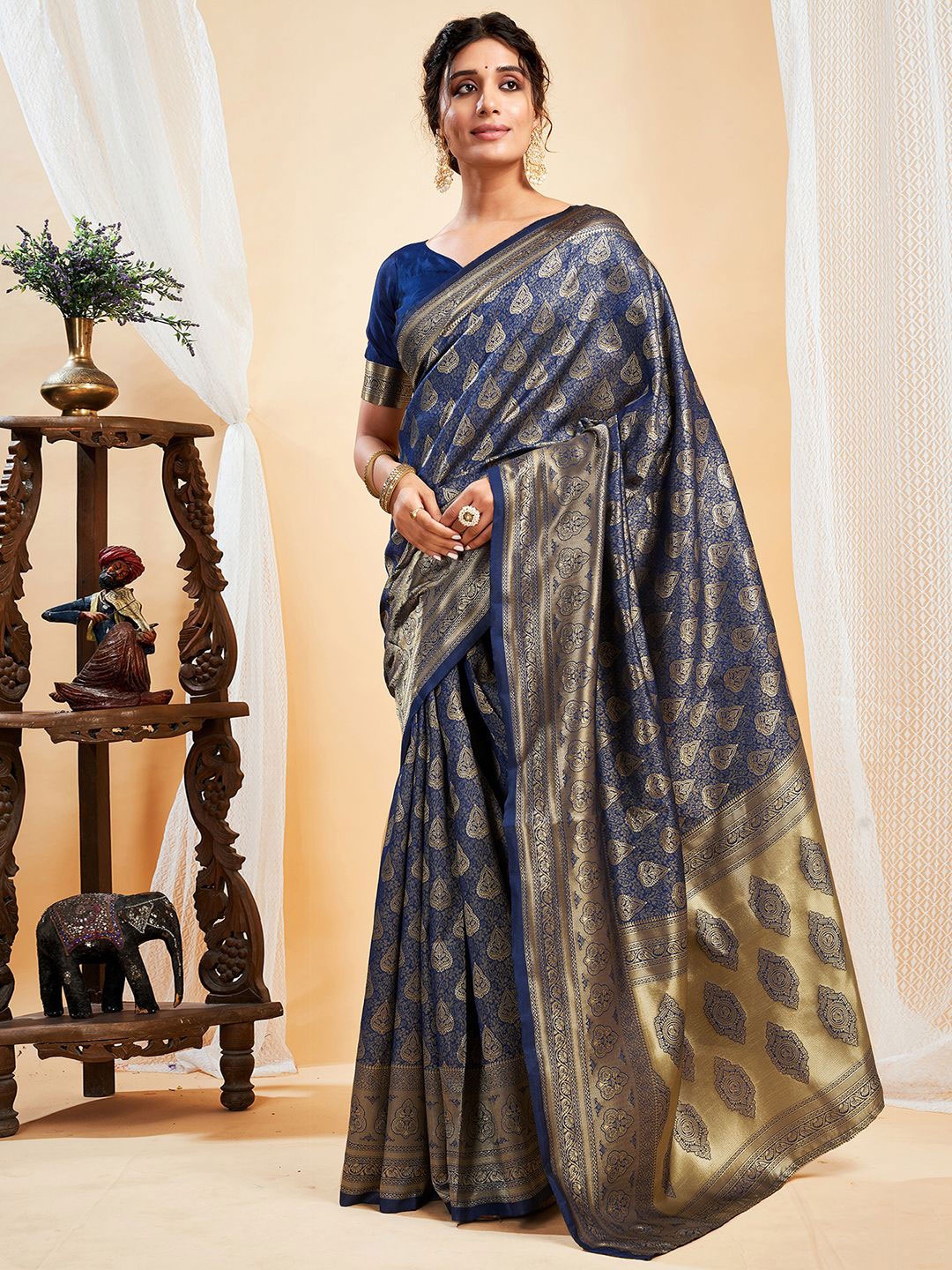 

KALINI Ethnic Motifs Woven Design Zari Banarasi Saree, Blue