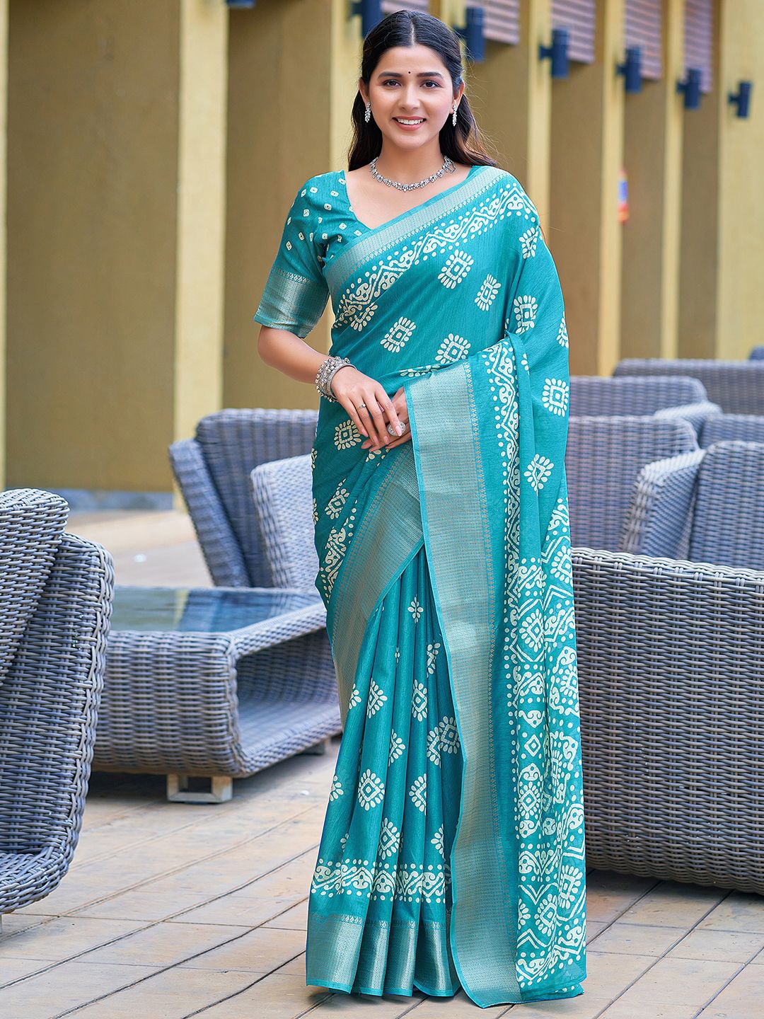 

KALINI Ethnic Motifs Printed Zari Saree, Sea green