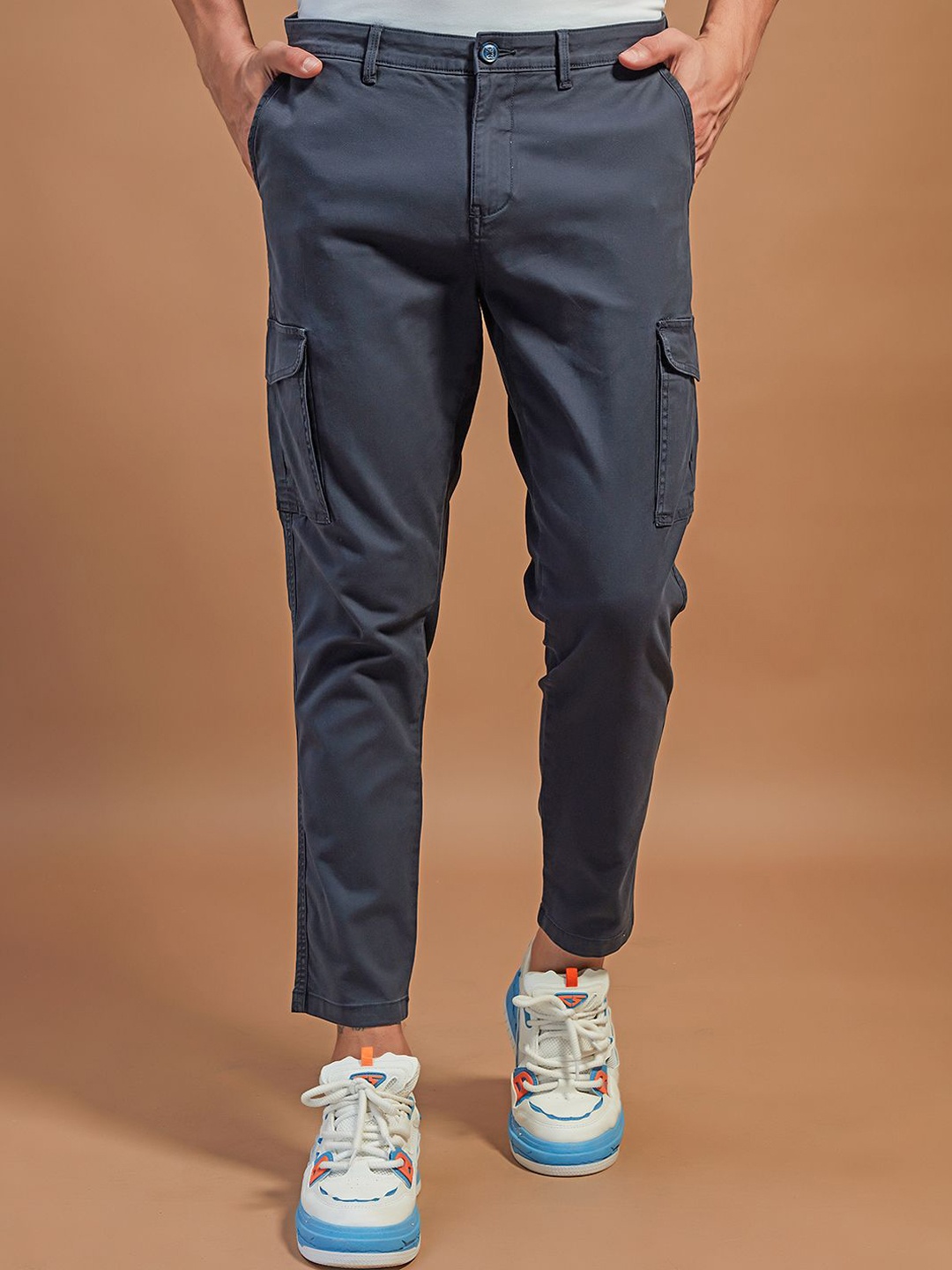 

THINC Men Mid-Rise Trousers, Navy blue