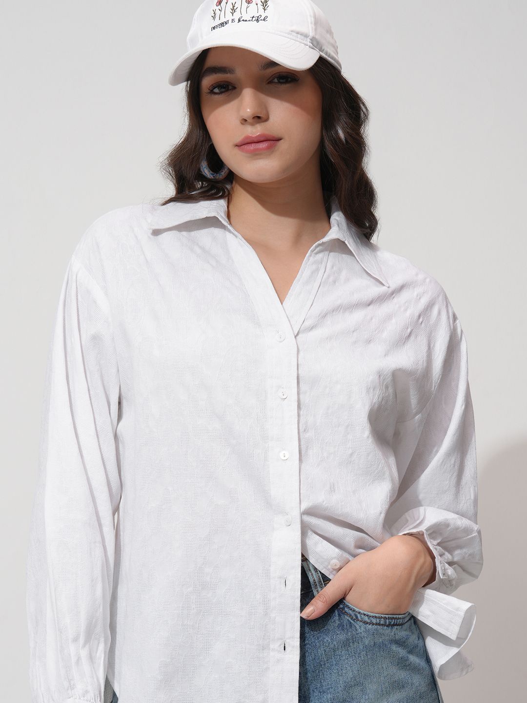 

CHIC BY TOKYO TALKIES Women Relaxed Fit Spread Collar Solid Cotton Casual Shirt, White