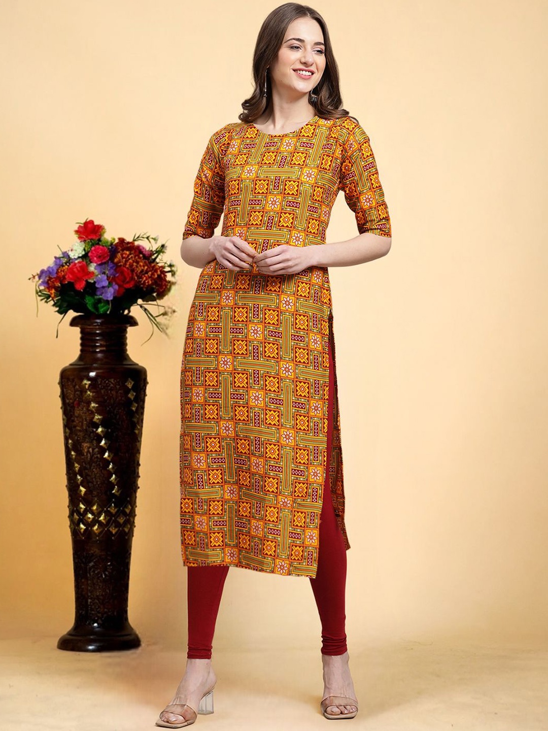 

7Threads Geometric Printed Round Neck Machine Weave Straight Kurta, Mustard