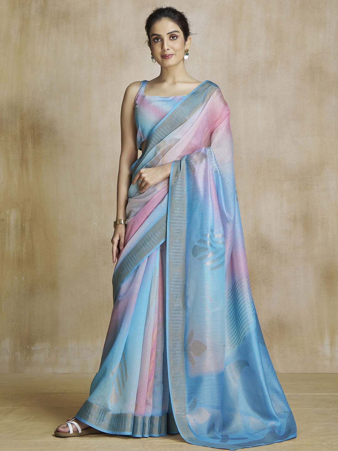 

MAHALASA Woven Design Zari Saree, Turquoise blue