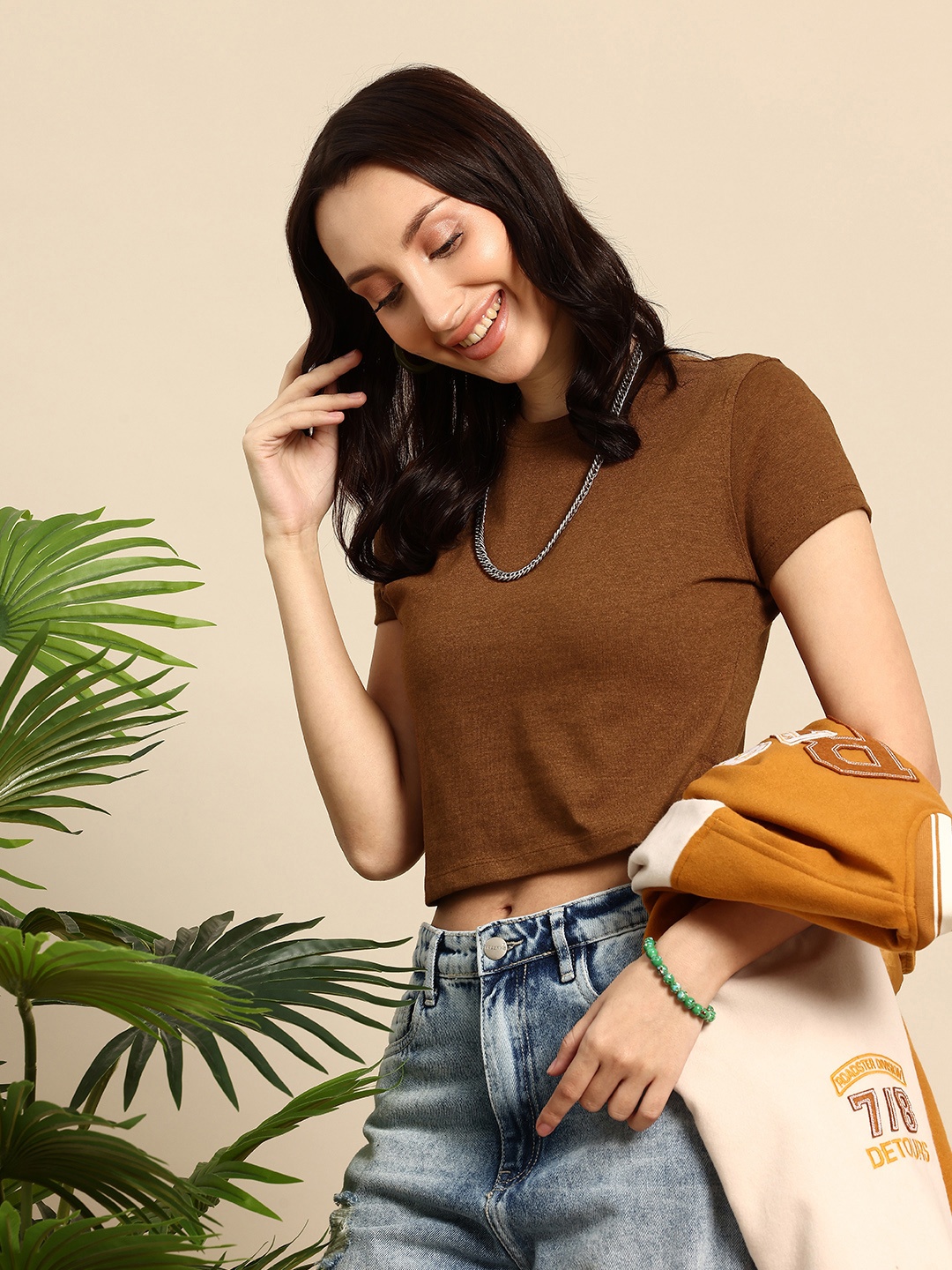 

Mast & Harbour Round Neck Crop T-shirt, Brown