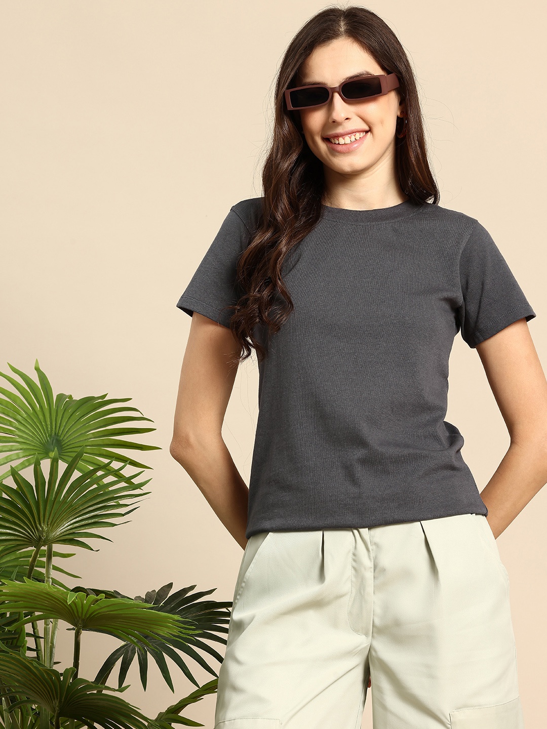 

Mast & Harbour Short Sleeves Round Neck T-shirt, Grey