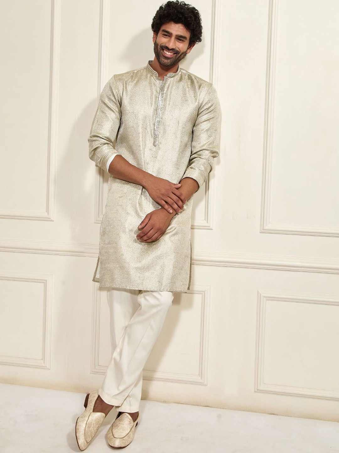 

VASTRAMAY Sequinned Work With Mandarin Collar Kurta And Trouser, Beige