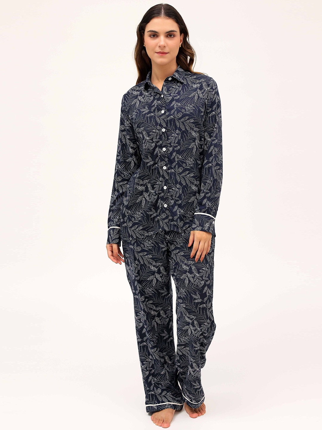 

BEOM Floral Printed Night suit, Navy blue