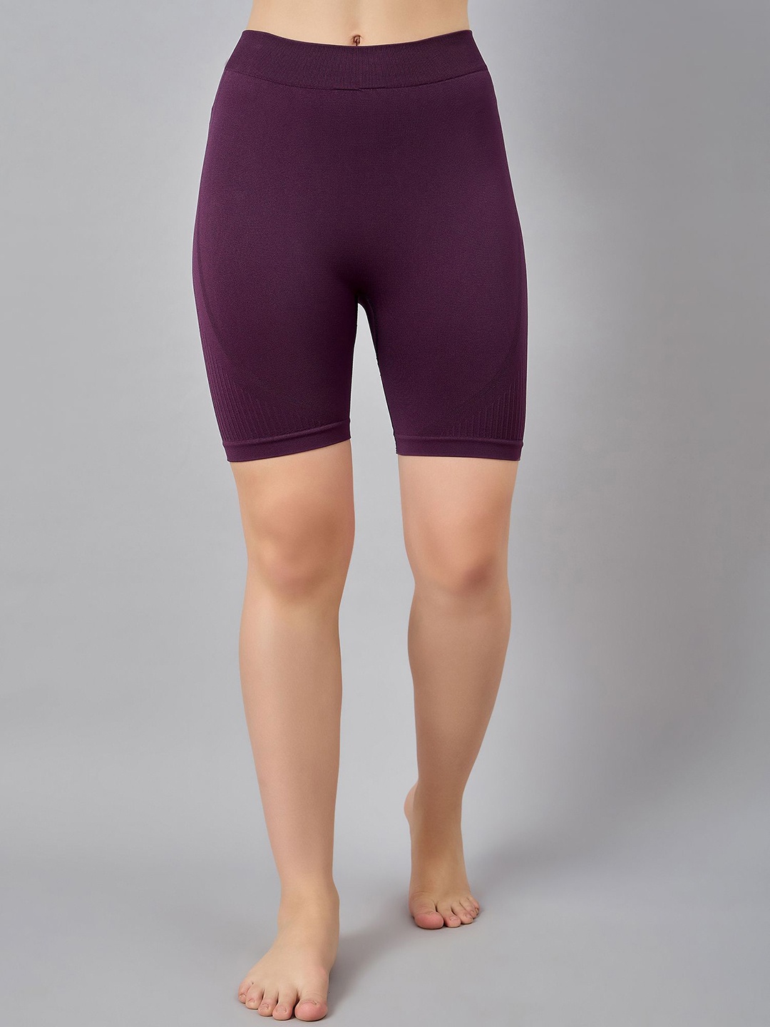 DressBerry Women Seamless High-Rise Cycling Sports Shorts, Maroon