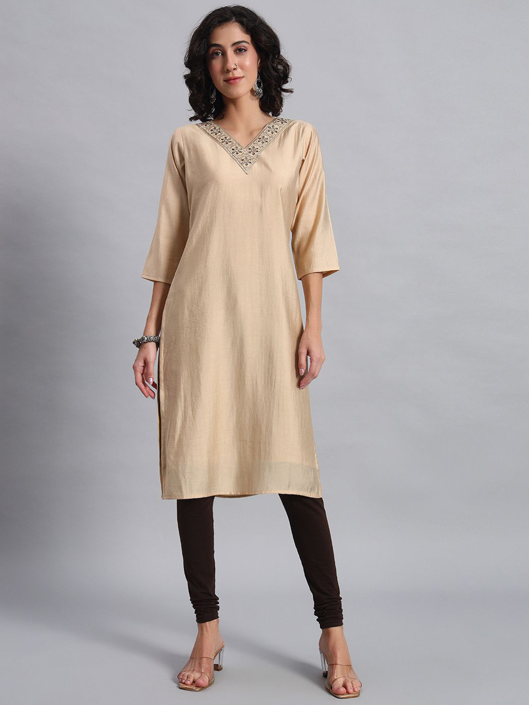 

JDS LIFESTYLE Embroidered Thread Work Kurta, Camel brown