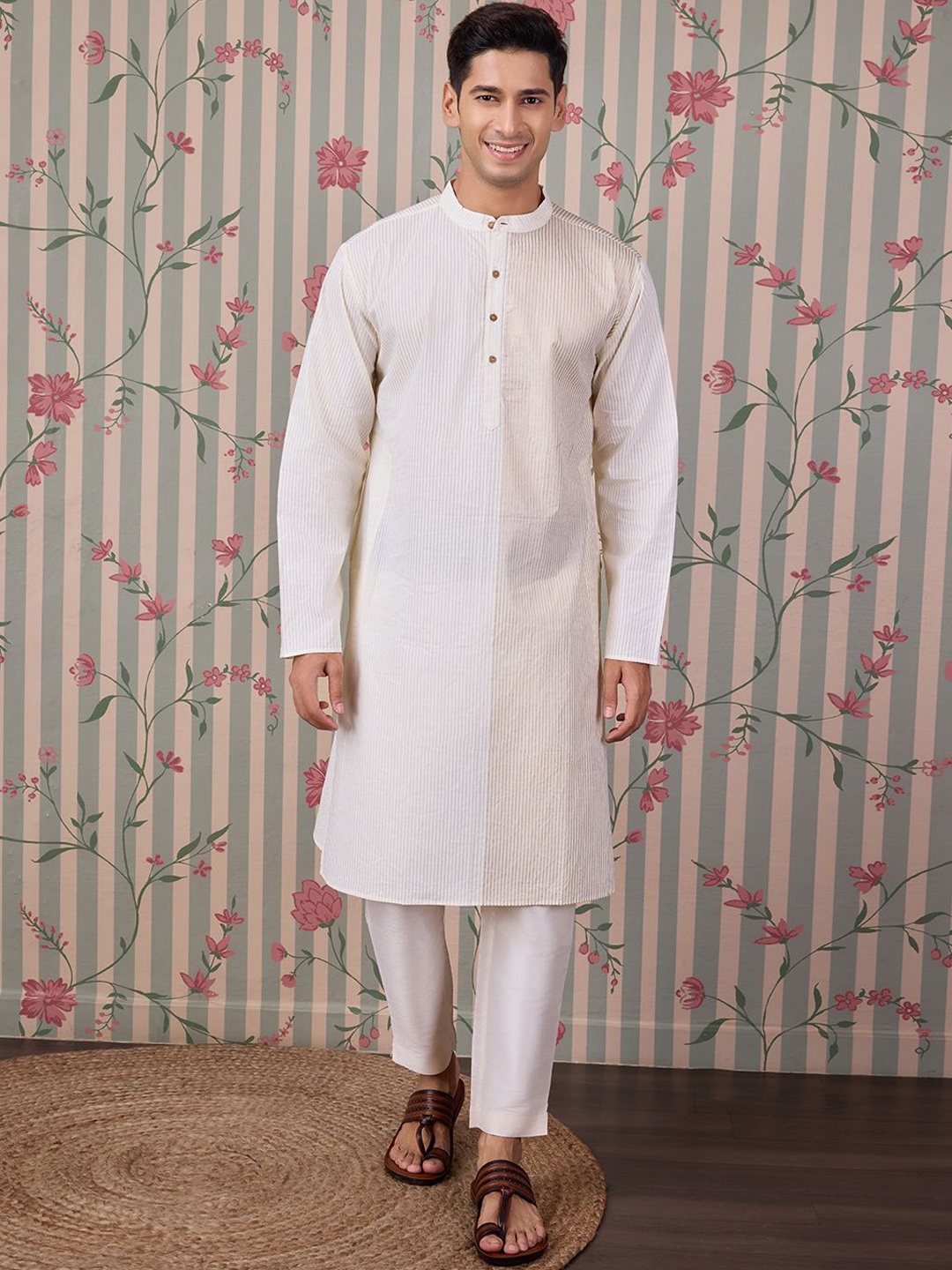 

Ode by House of Pataudi Striped Mandarin Collar Cotton Straight Kurta, Off white