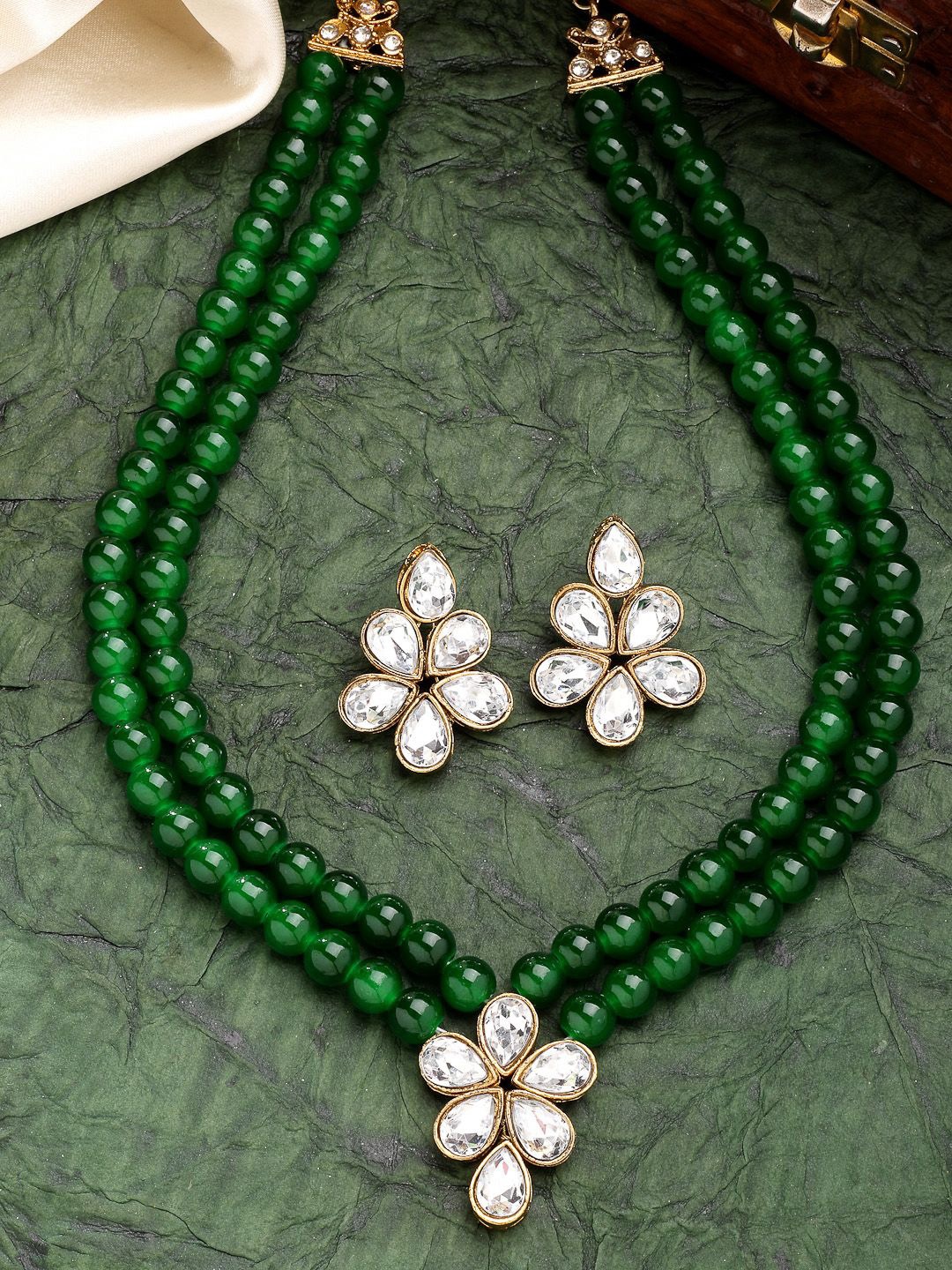 

ZENEME 18k Gold Plated Traditional Kundan & Green Pearl Studded Necklace Jewellery Set