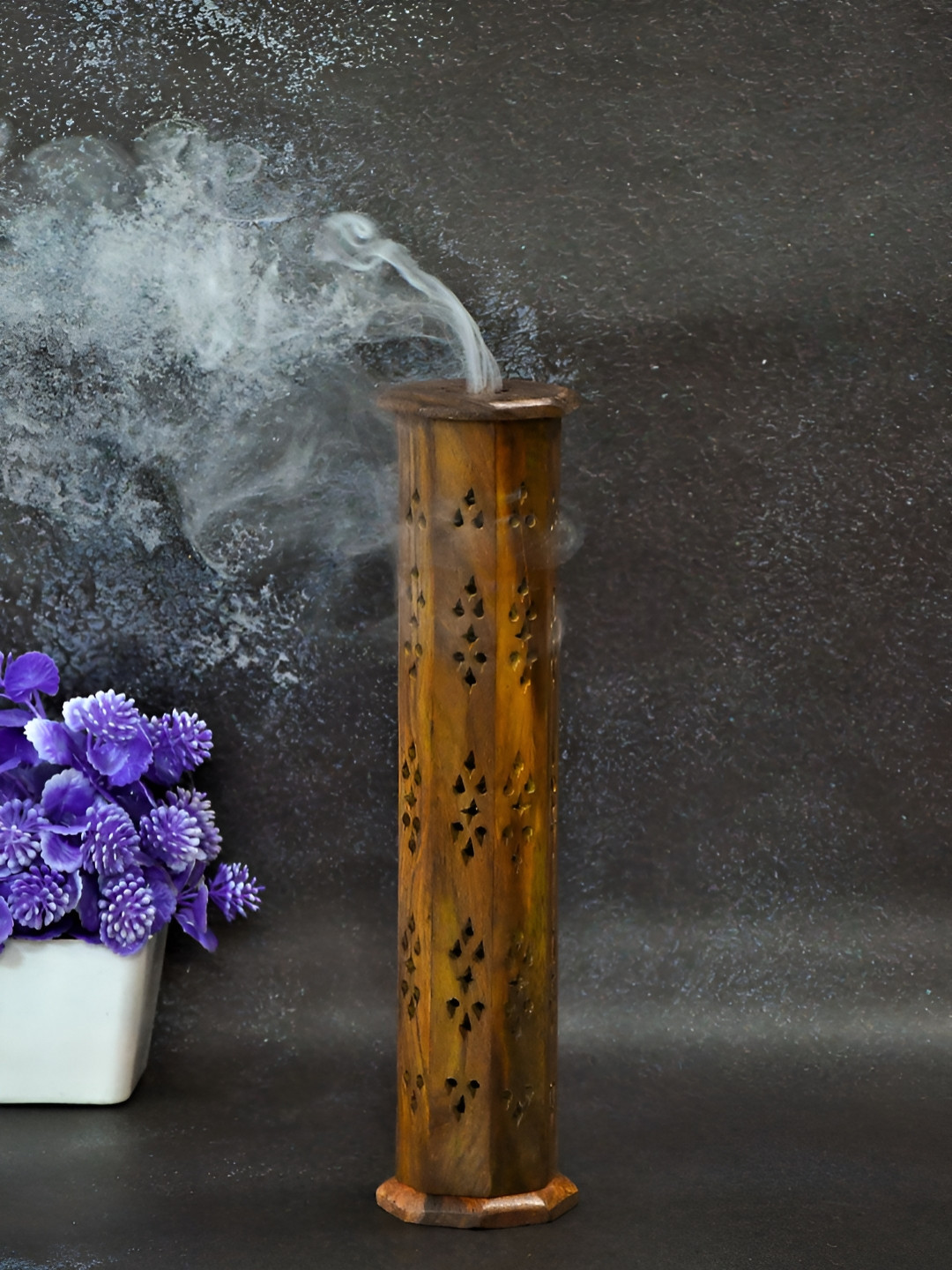 

CLIO'S HERITAGE STORE Brown Wooden Dhupbatti Stand