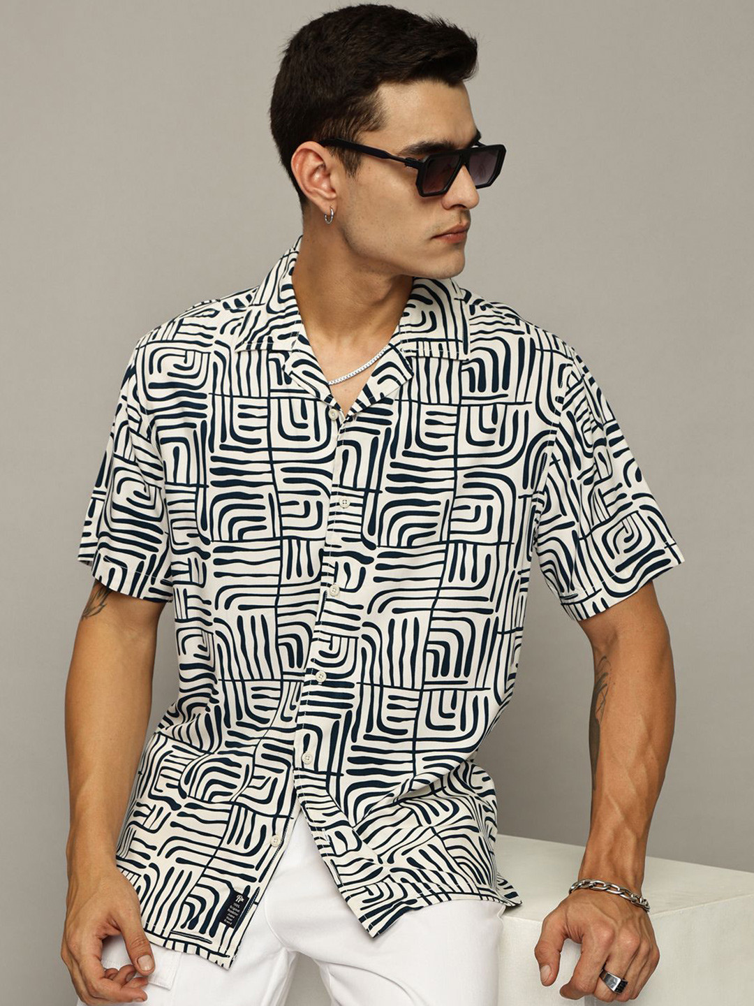 

The Roadster Lifestyle Co. Printed Relaxed-Fit Casual Shirt, Cream