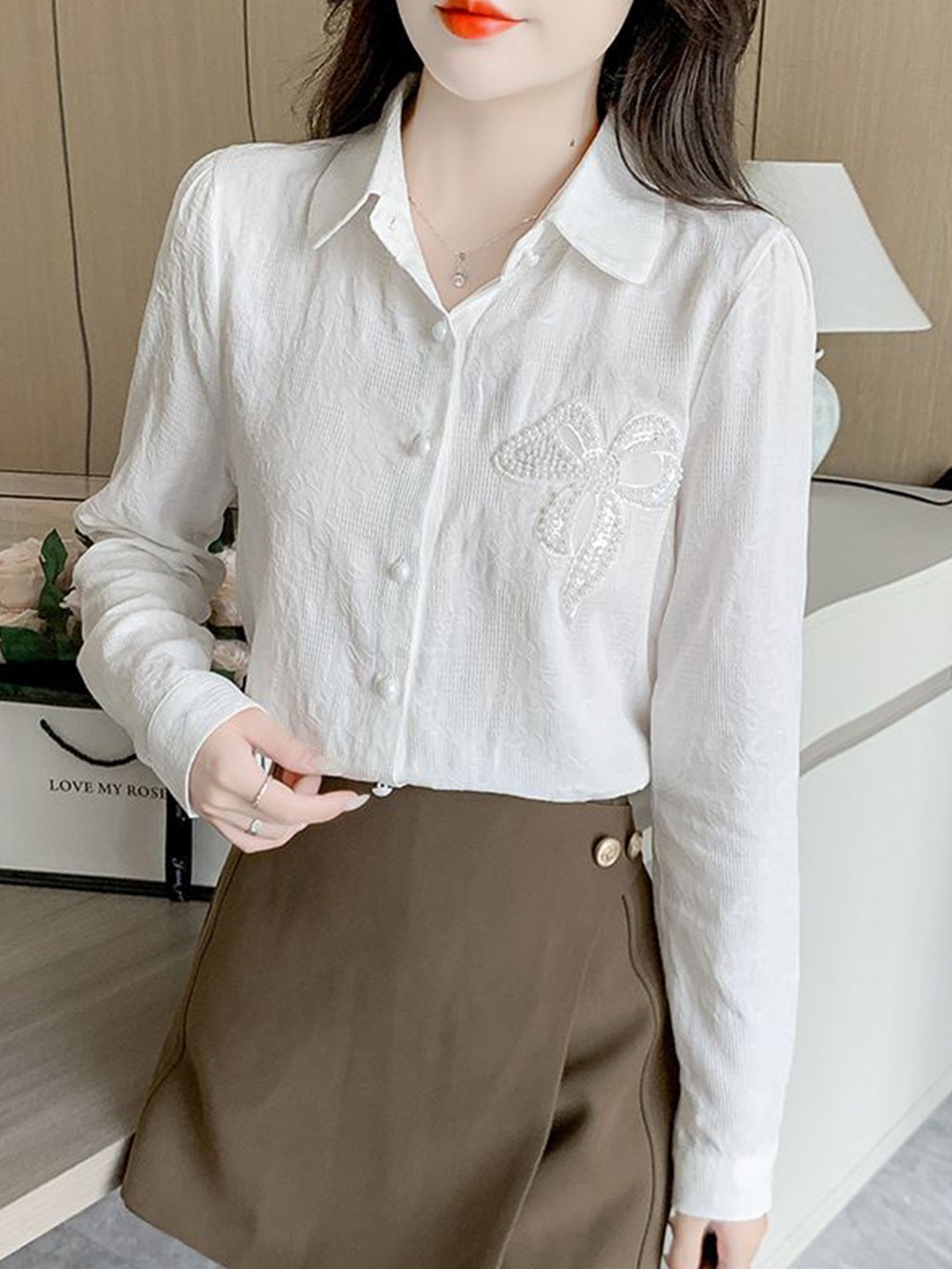 

StyleCast Women Spread Collar Textured Casual Shirt, White