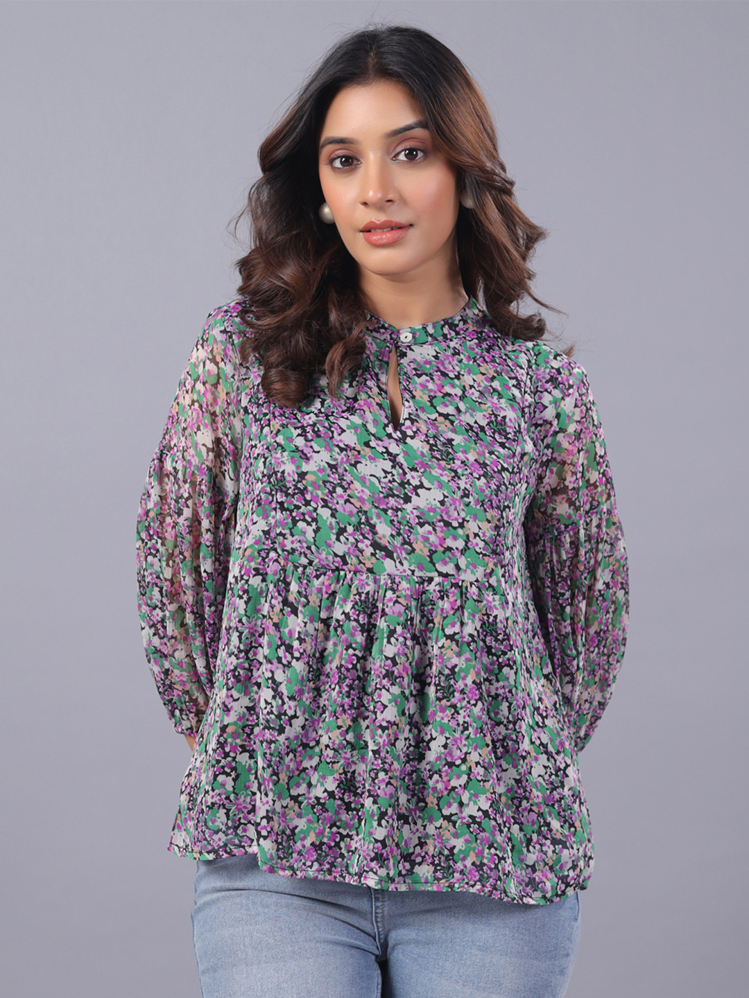 

June 9 Clothing Women Floral Print puff Sleeve Chiffon Top, Black