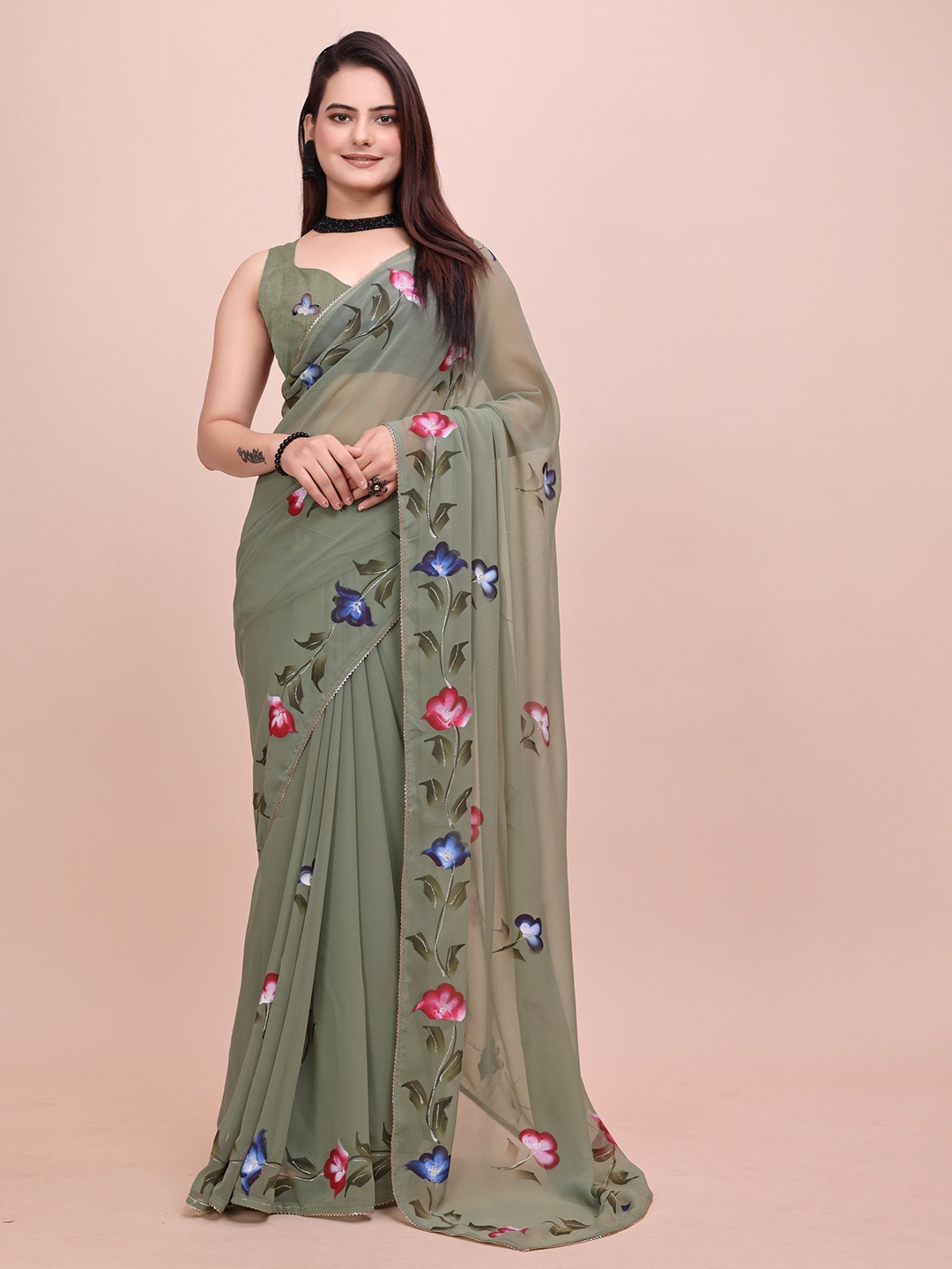 

Avojee Floral Printed Saree, Olive
