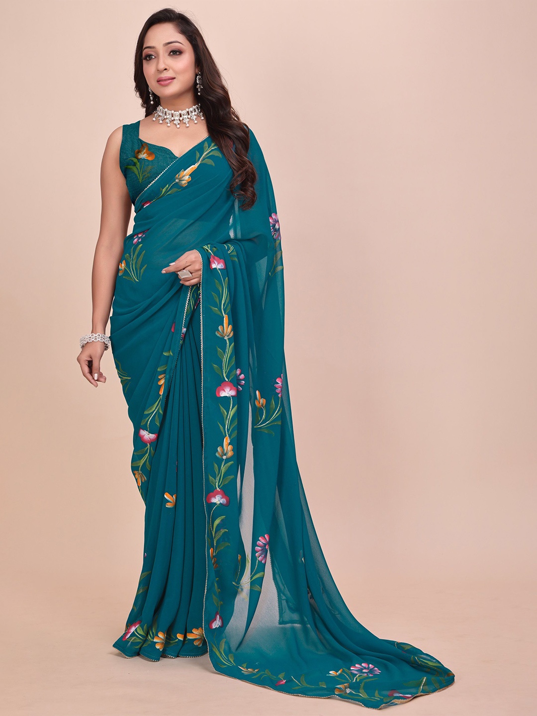 

Avojee Floral Printed Saree, Green
