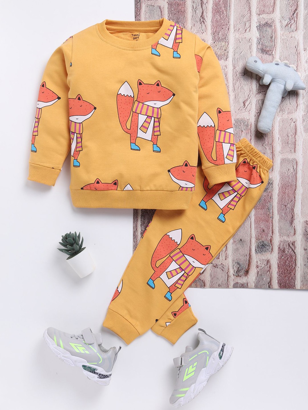 

Toonyport Kids Animal Printed Round Neck Pure Cotton Sweatshirt With Joggers, Mustard