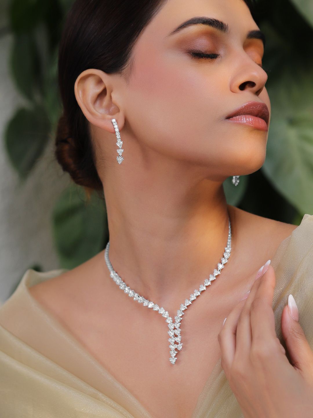 

Rubans Rhodium-Plated Crystal-Studded Jewellery Set, Silver