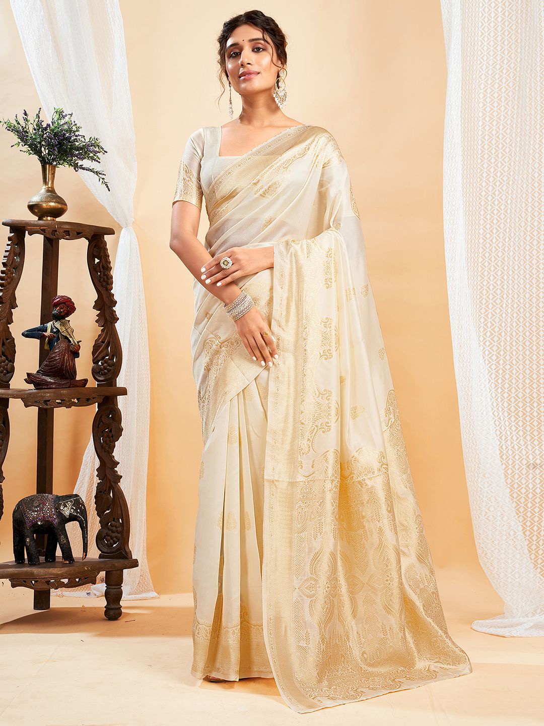 

KALINI Woven Design Banarasi Saree With Blouse Piece, Off white