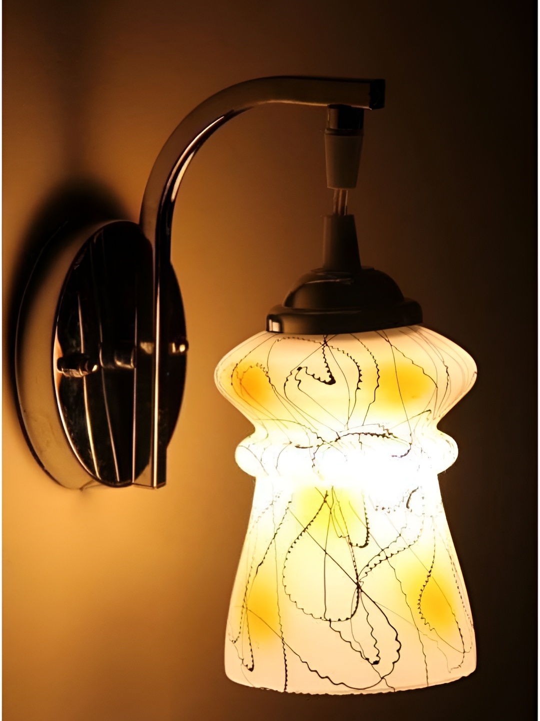 

Afast Yellow & White Printed Metal Wall Lamp
