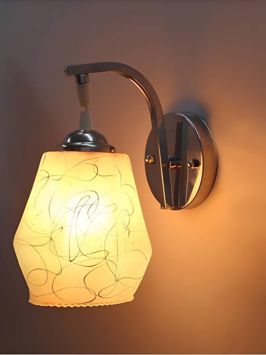 

Afast Yellow & White Printed Metal Wall Lamp