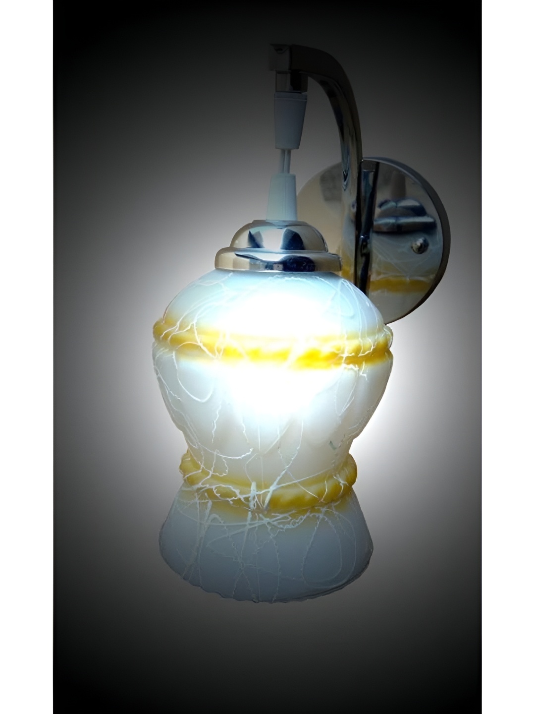 

Afast Yellow & White Printed Metal Wall Lamp