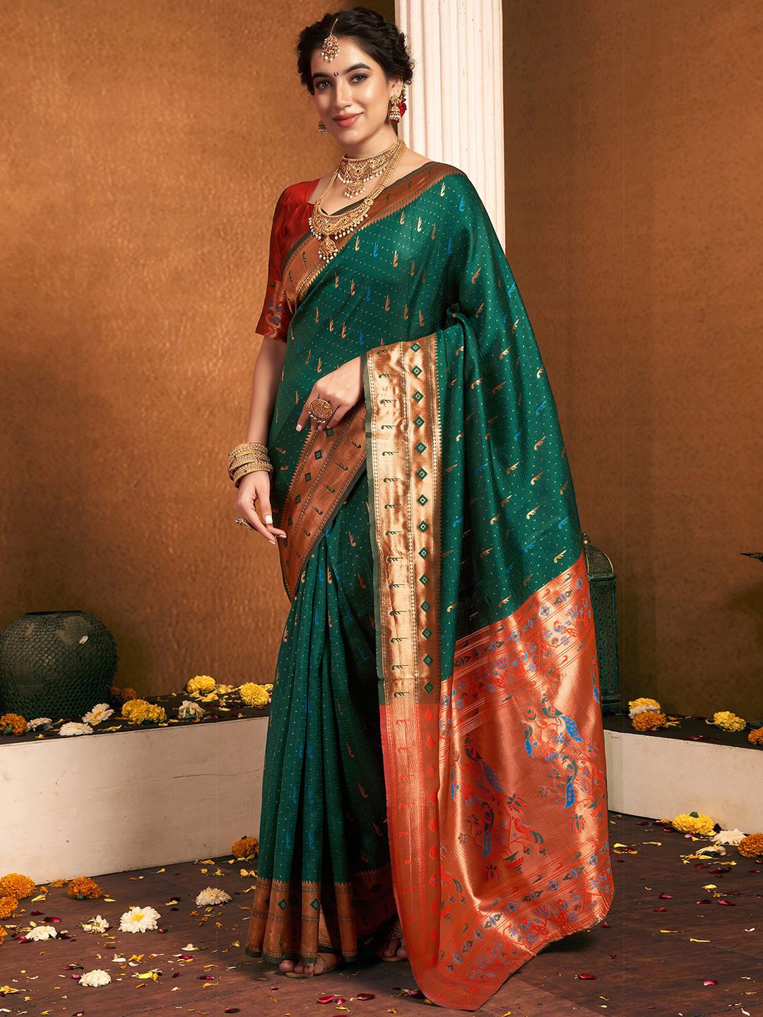 

KALINI Woven Design Paithani Saree With Blouse Piece, Green