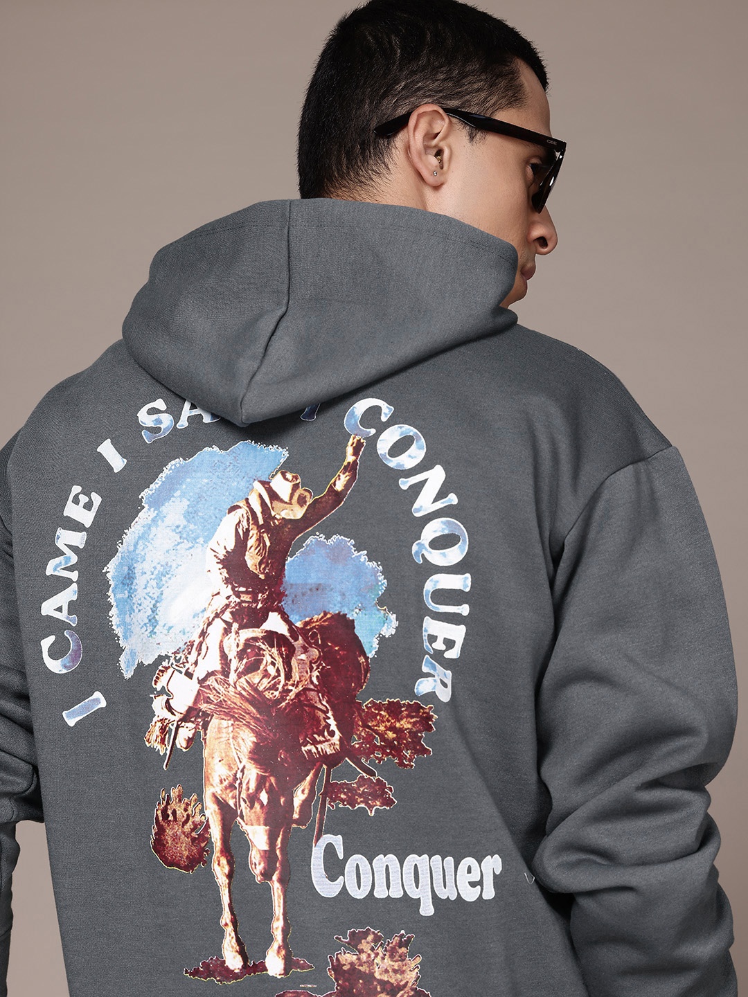 

The Roadster Lifestyle Co. Men Printed Hooded Pure Cotton Sweatshirt, Charcoal