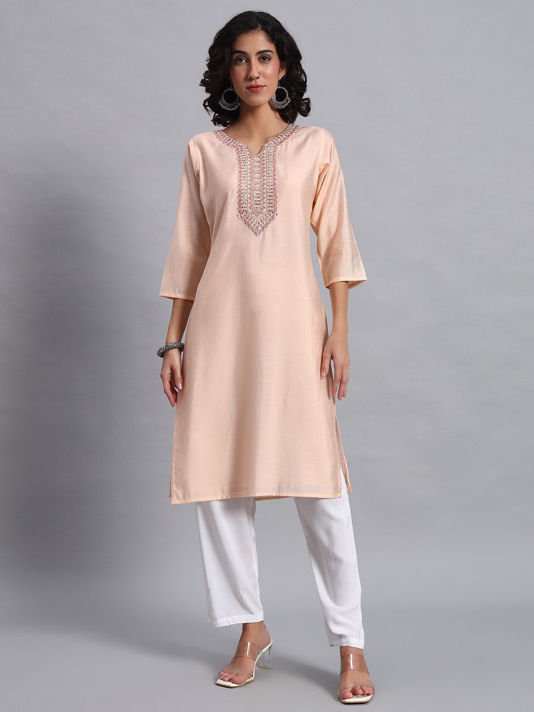 

JDS LIFESTYLE Women Yoke Design Thread Work Kurta, Peach