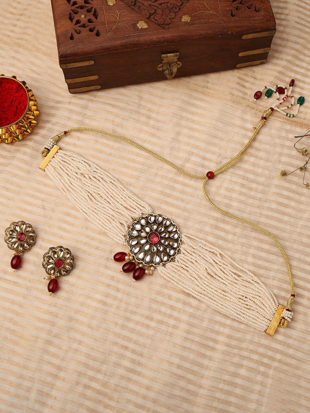 

PATOLA BY VJ Gold-Plated Artificial Stones And Beads Studded & Beaded Jewellery Set