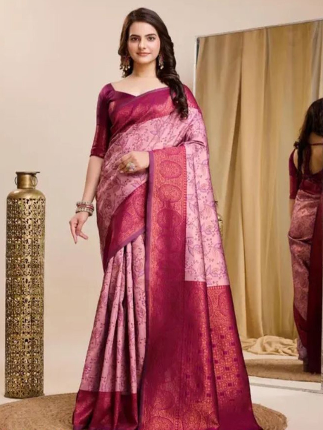 

SANJANA SILK Ethnic Motifs Woven Design Zari Kanjeevaram Saree, Pink