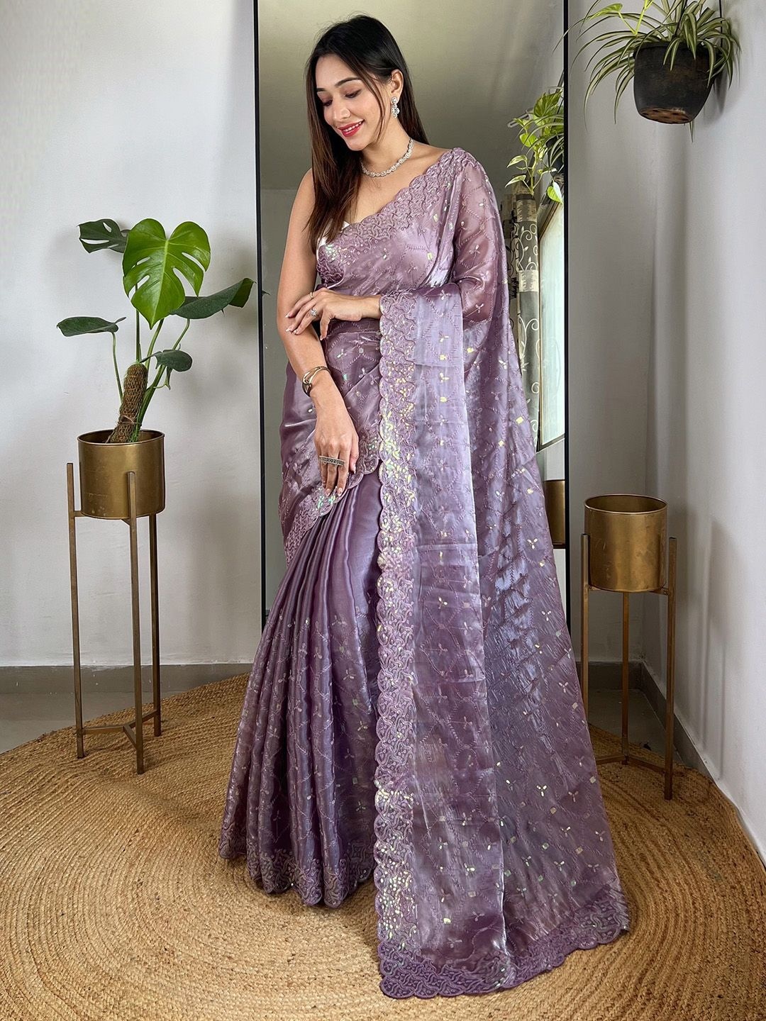 

Anouk Embellished Sequinned Organza Saree, Lavender