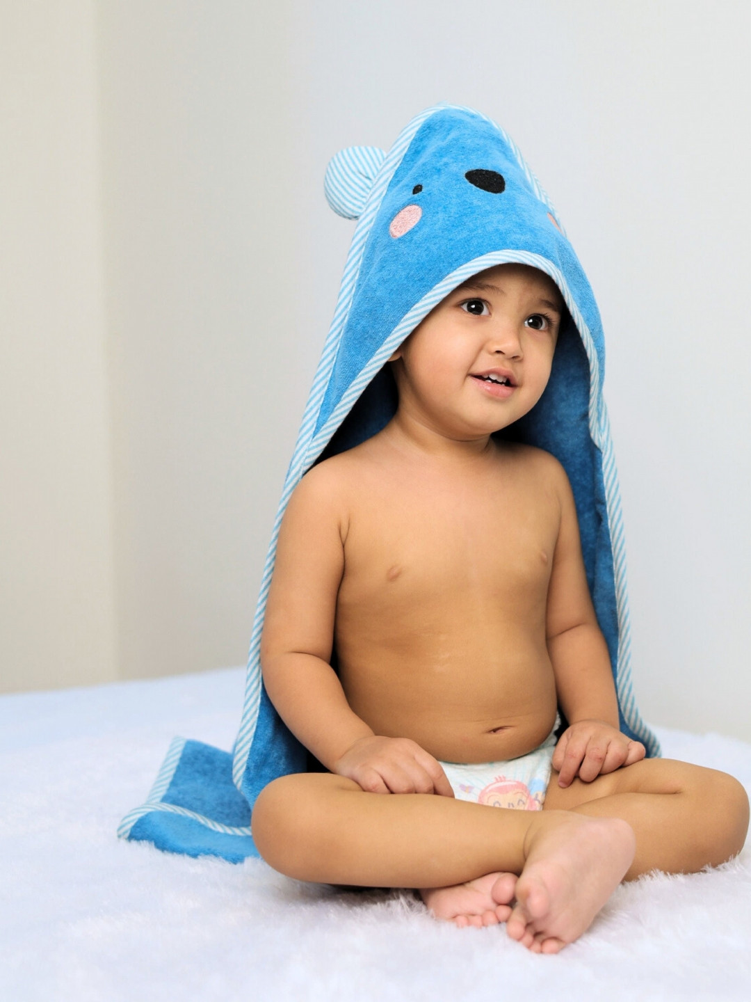 

TIDY SLEEP Kids Blue & White Terry Cotton 300 GSM Bath Towel