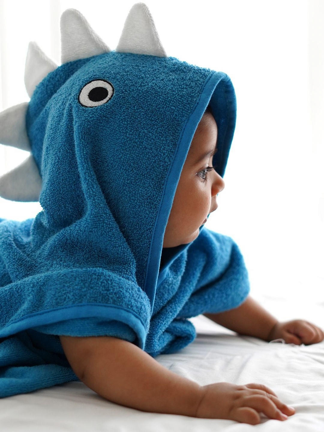 

TIDY SLEEP Blue & White Terry Cotton 300 GSM Bath Towel