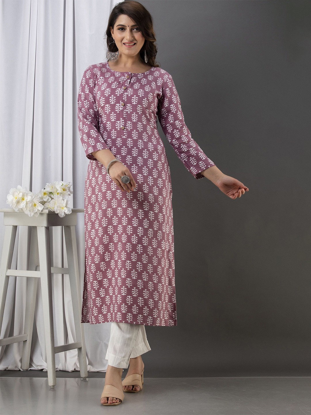

GREYSHADE Women Floral Printed Floral Kurta, Burgundy