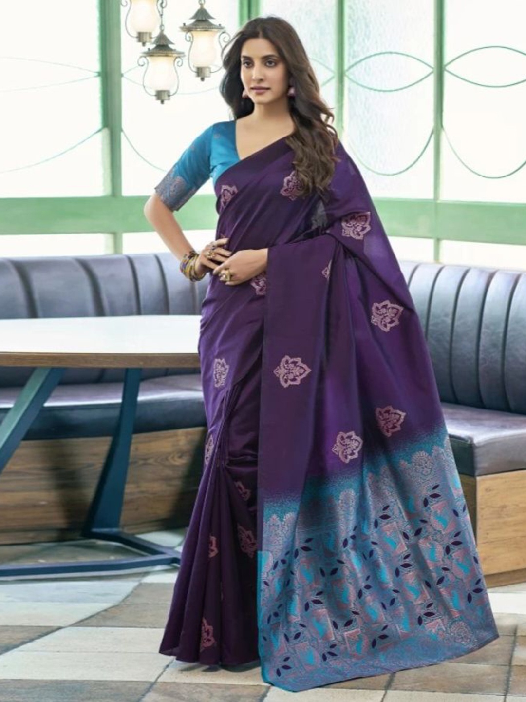 

Sanwariya Silk Ethnic Motifs Woven Design Zari Kanjeevaram Saree, Purple