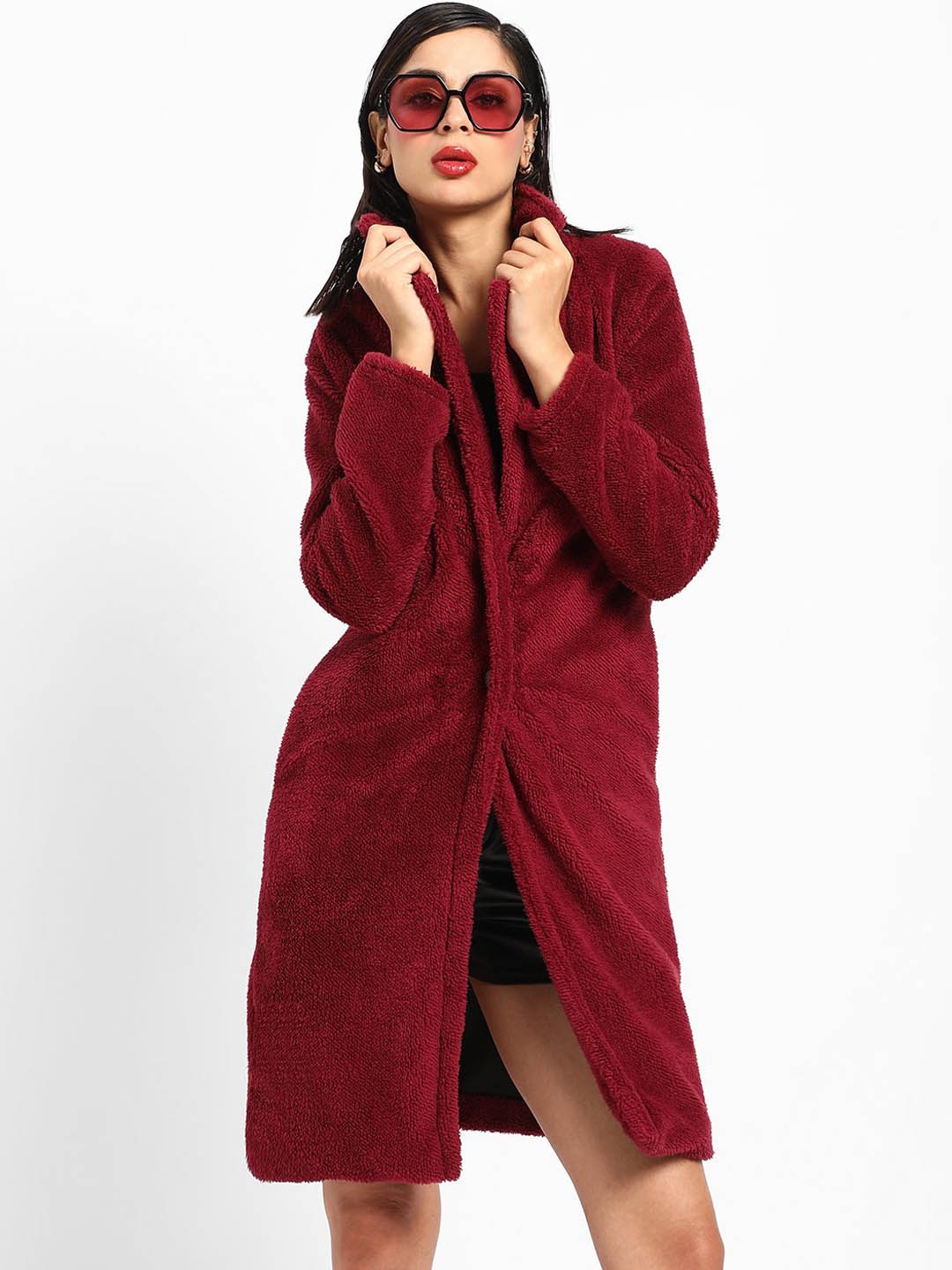 

Campus Sutra Women Notched Lapel Long Overcoat, Red