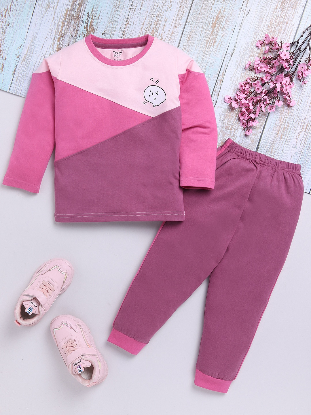 

Toonyport Kids Colourblocked Round Neck Pure Cotton Sweatshirt With Joggers, Purple